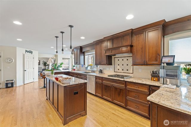 1918 Broadview, Wenatchee, WA 98801