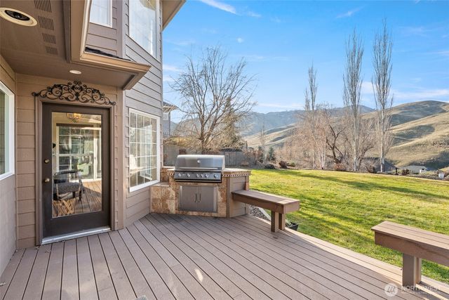 1918 Broadview, Wenatchee, WA 98801