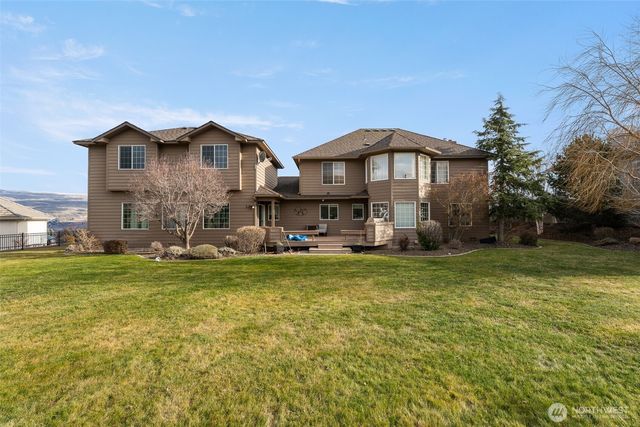 1918 Broadview, Wenatchee, WA 98801