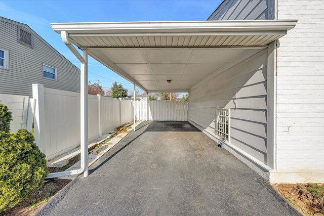 1801 Franwill AVE, Roanoke, VA 24017