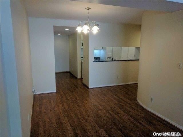 88 Cuttermill Road 320, Great Neck, NY 11021