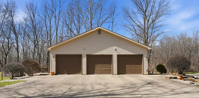 1207 Timon Drive, Warsaw, IN 46580