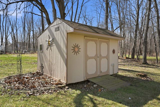 1207 Timon Drive, Warsaw, IN 46580