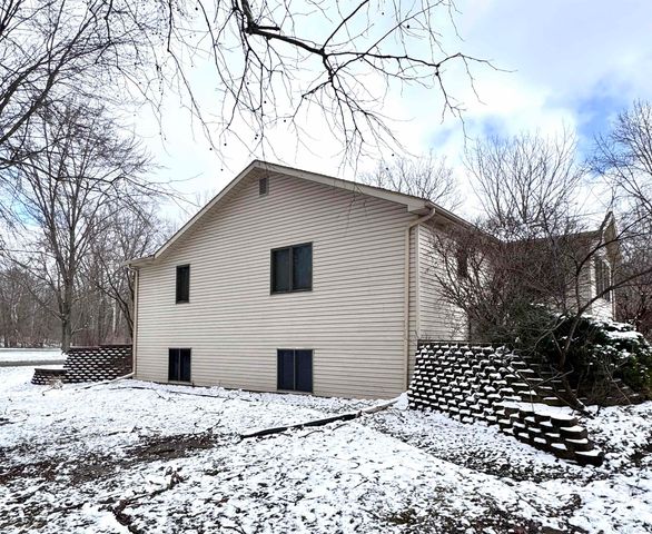 1207 Timon Drive, Warsaw, IN 46580