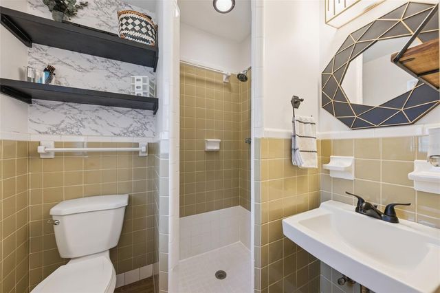 72 S WINTER PARK DRIVE, Casselberry, FL 32707