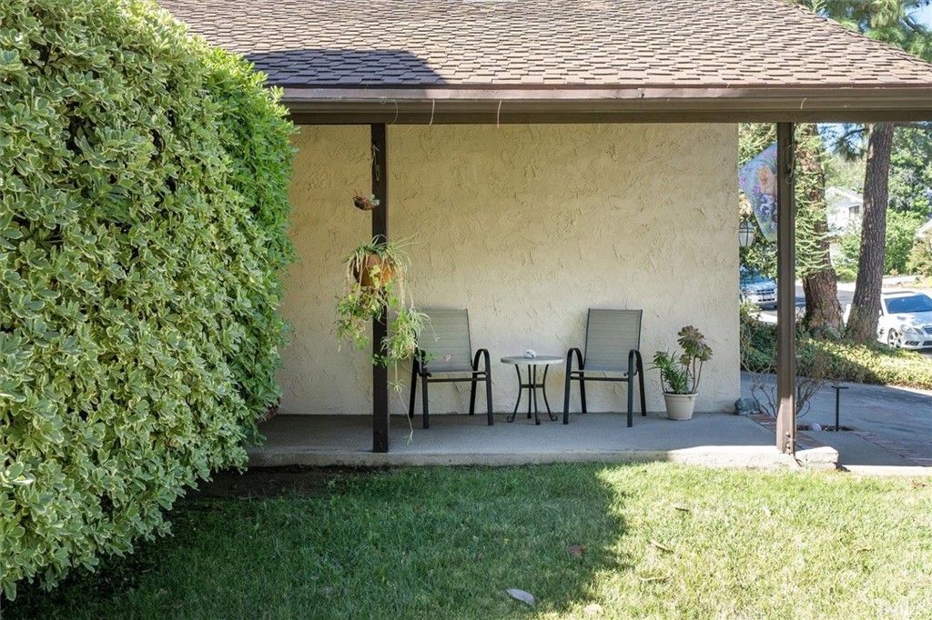 24020 Avenida Crescenta, Valencia, CA 91355 — photo 4