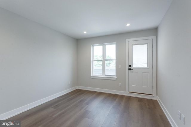 3849 FAIRMOUNT AVE, Philadelphia, PA 19104