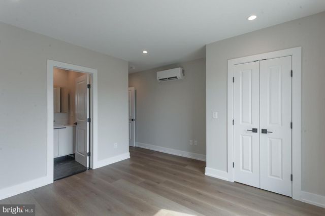 3849 FAIRMOUNT AVE, Philadelphia, PA 19104