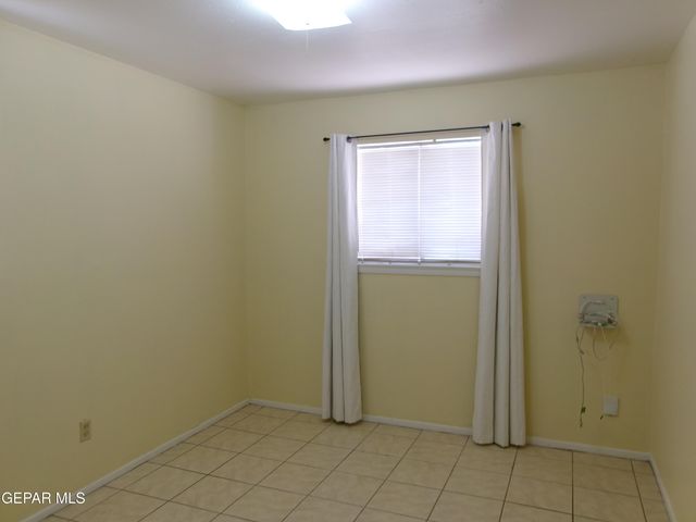 10037 OAKWOOD Drive, El Paso, TX 79924