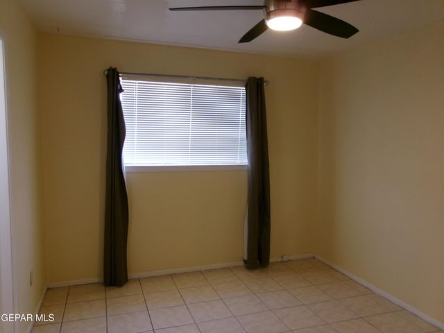 10037 OAKWOOD Drive, El Paso, TX 79924