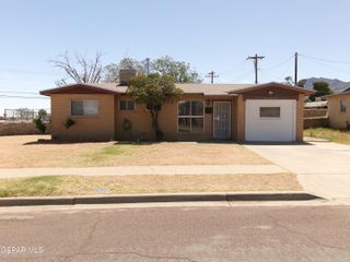 10037 OAKWOOD Drive, El Paso, TX 79924