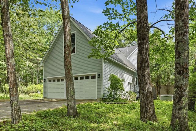 8 Freshet Road, Madbury, NH 03823