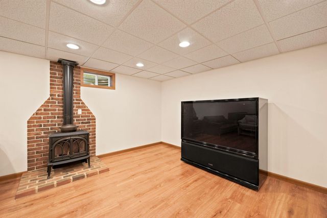 8 Freshet Road, Madbury, NH 03823
