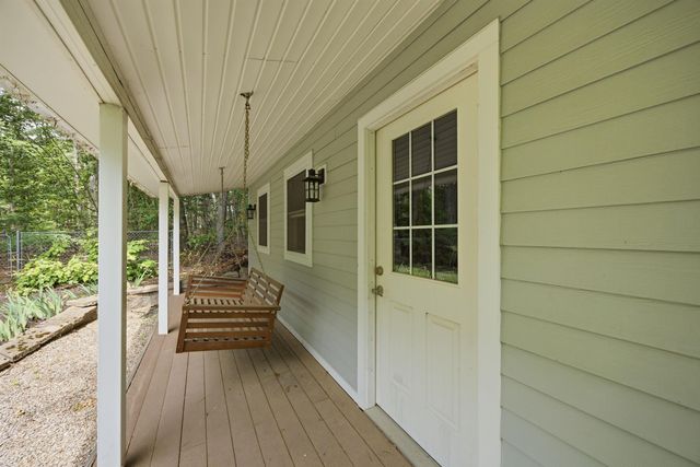 8 Freshet Road, Madbury, NH 03823