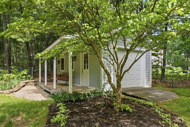 8 Freshet Road, Madbury, NH 03823