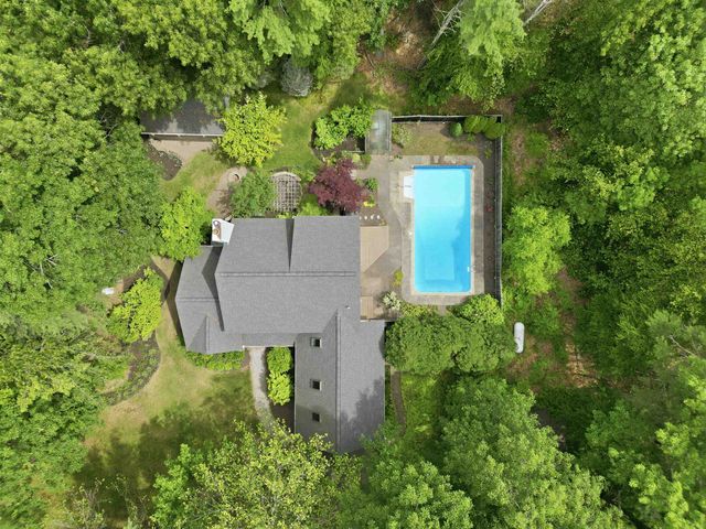 8 Freshet Road, Madbury, NH 03823