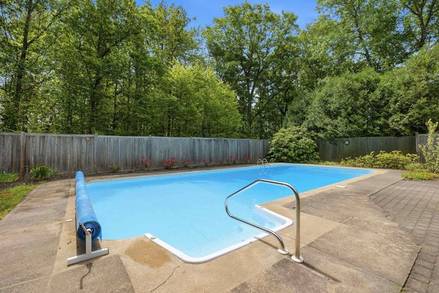 8 Freshet Road, Madbury, NH 03823