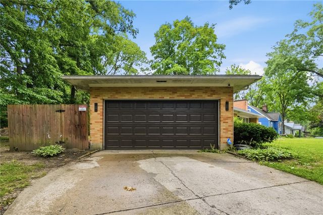 92 Winnet Drive, Harrison Twp, OH 45415