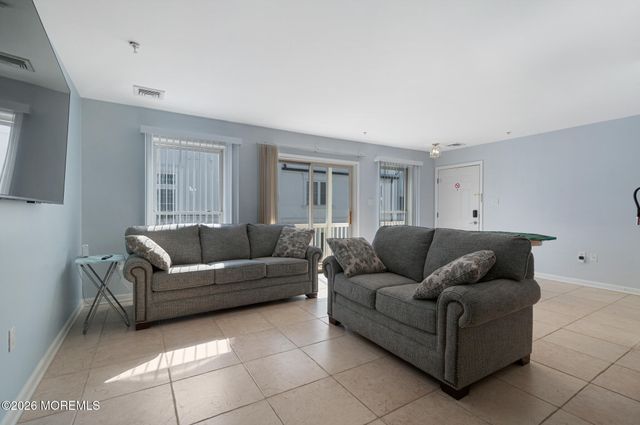33 Sumner Avenue 5B, Seaside Heights, NJ 08751