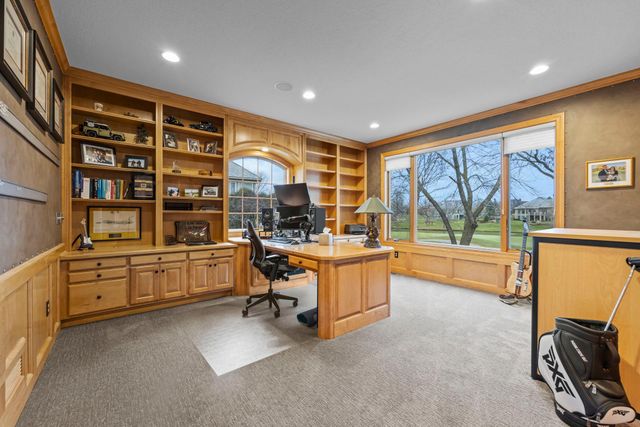 18434 Bearpath Trail, Eden Prairie, MN 55347