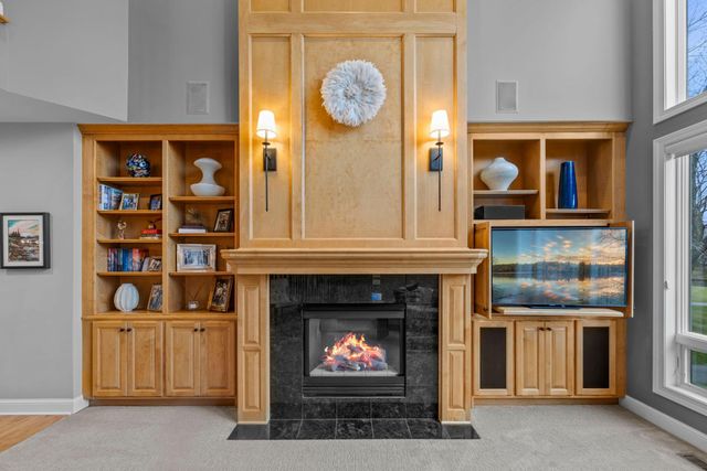 18434 Bearpath Trail, Eden Prairie, MN 55347