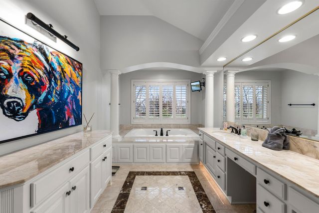 18434 Bearpath Trail, Eden Prairie, MN 55347