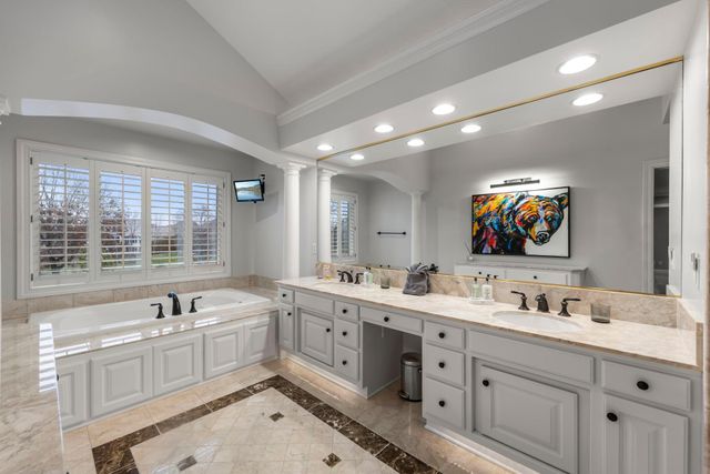 18434 Bearpath Trail, Eden Prairie, MN 55347