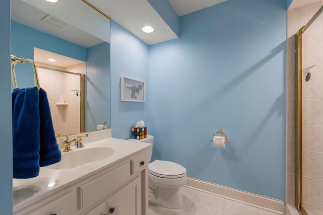 18434 Bearpath Trail, Eden Prairie, MN 55347