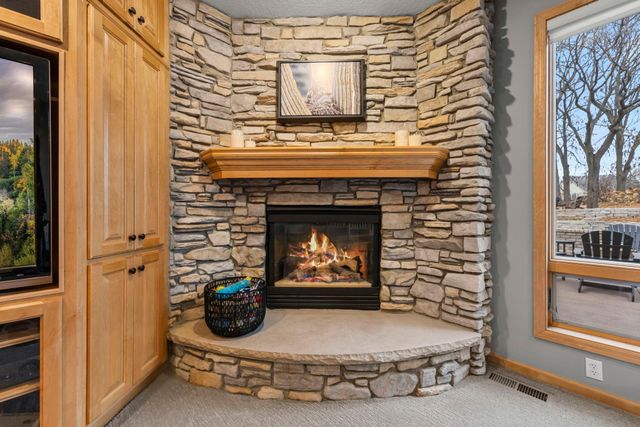 18434 Bearpath Trail, Eden Prairie, MN 55347