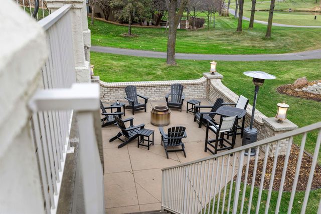 18434 Bearpath Trail, Eden Prairie, MN 55347