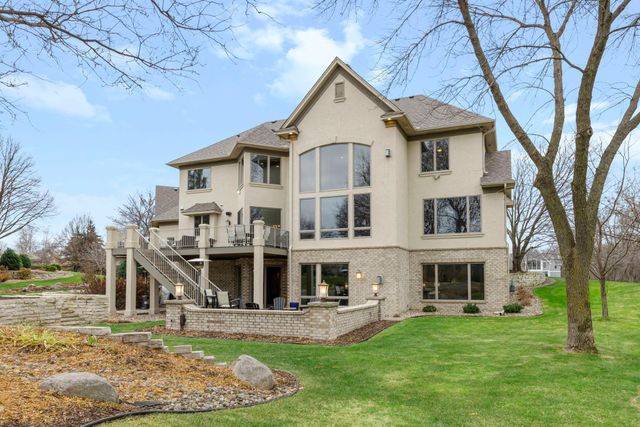 18434 Bearpath Trail, Eden Prairie, MN 55347