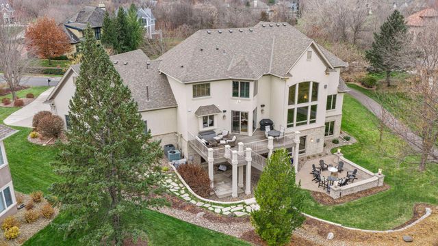 18434 Bearpath Trail, Eden Prairie, MN 55347