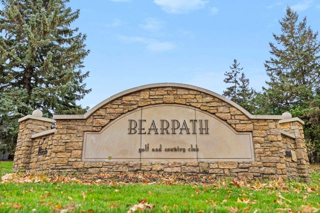 18434 Bearpath Trail, Eden Prairie, MN 55347