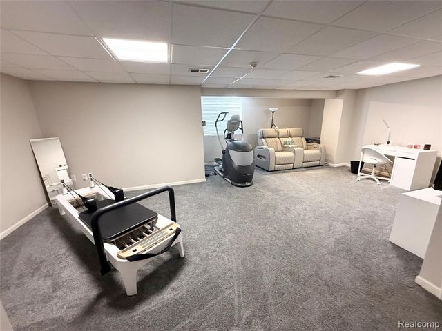 41271 N Maplewood Drive, Canton, MI 48187