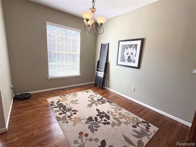 41271 N Maplewood Drive, Canton, MI 48187