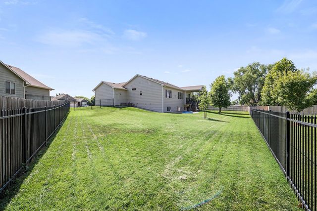 2706 W 58th Ct N, Wichita, KS 67204