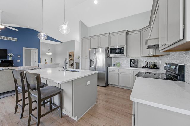 2706 W 58th Ct N, Wichita, KS 67204