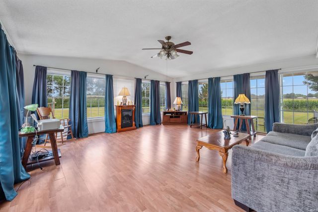 3659 S Warren Road, Huntington, IN 46750