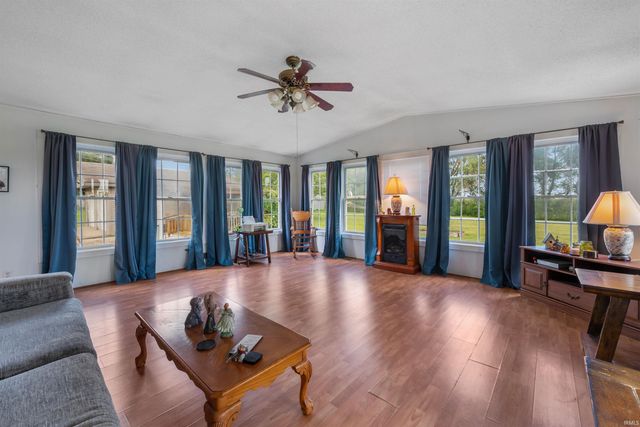 3659 S Warren Road, Huntington, IN 46750