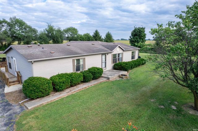 3659 S Warren Road, Huntington, IN 46750