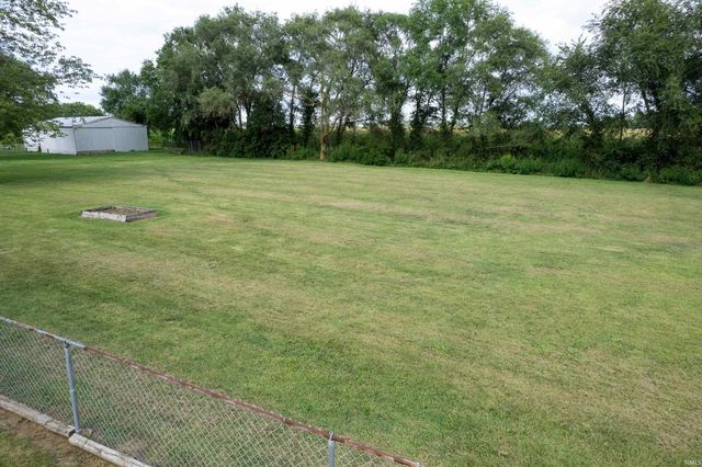 3659 S Warren Road, Huntington, IN 46750