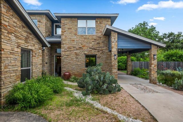 913 Stobaugh ST B, Austin, TX 78757