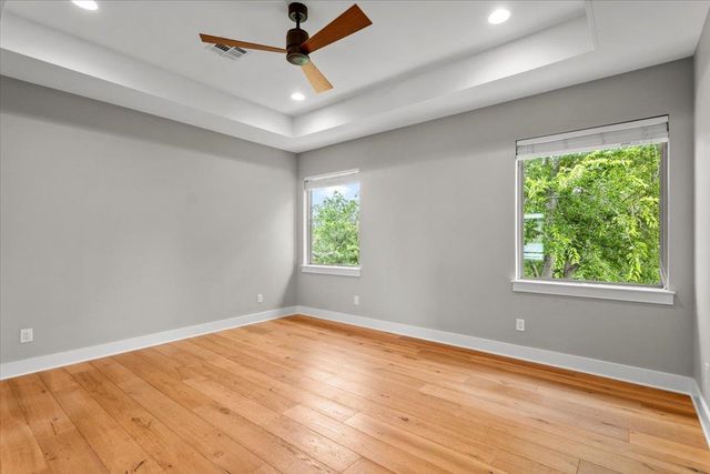 913 Stobaugh ST B, Austin, TX 78757