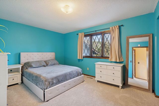 9012 175th Lane NW, Anoka, MN 55303