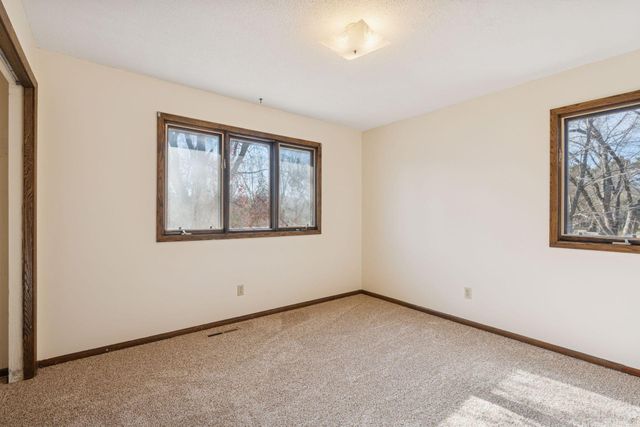 9012 175th Lane NW, Anoka, MN 55303