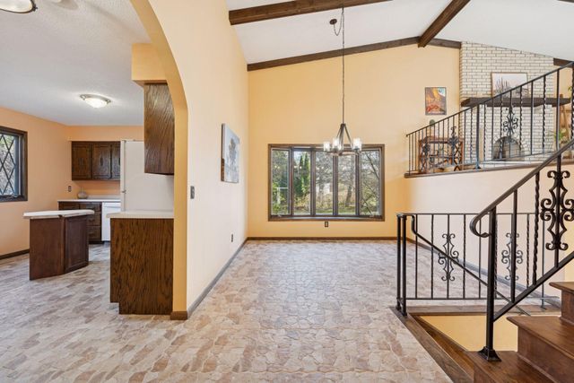 9012 175th Lane NW, Anoka, MN 55303