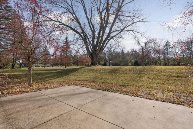 9012 175th Lane NW, Anoka, MN 55303