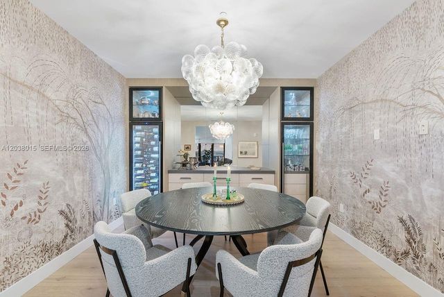 718 Valencia Avenue 403, Coral Gables, FL 33134