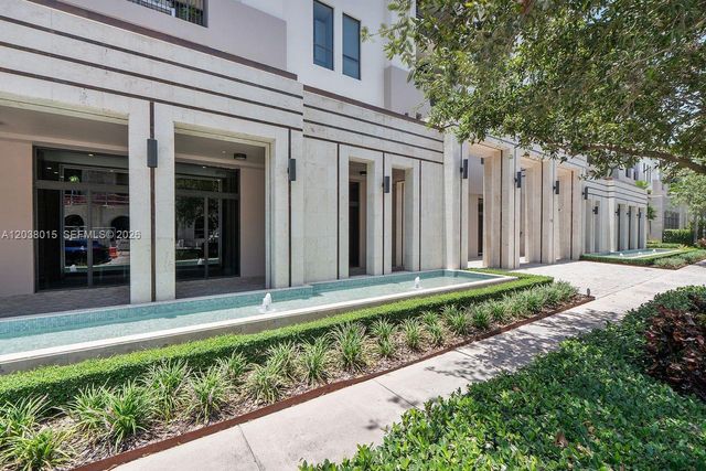 718 Valencia Avenue 403, Coral Gables, FL 33134