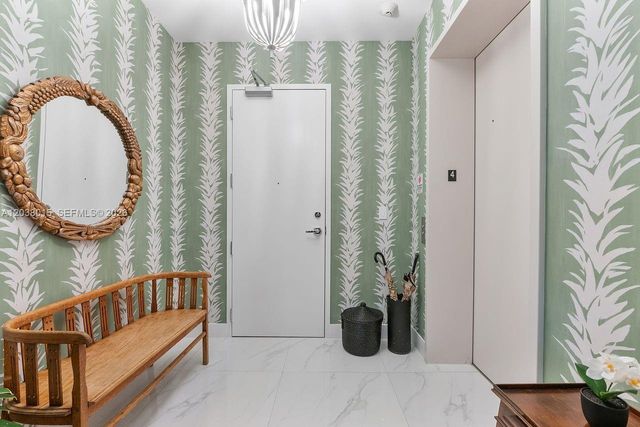 718 Valencia Avenue 403, Coral Gables, FL 33134